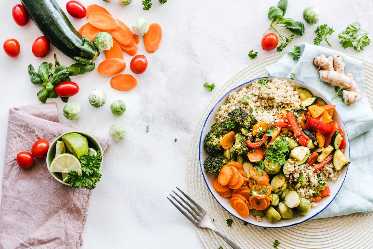 Alimentos habituales en una dieta equilibrada para la salud masculina